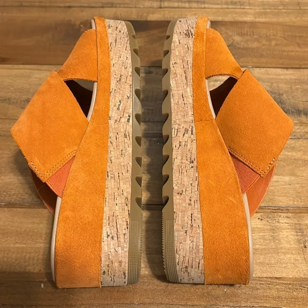 Sorel Cameron Desert Sun/Gum Women's Suede Flatform Mules, 9